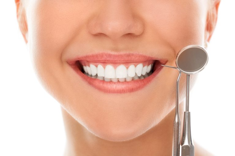 Crowns in Kusadasi: Types, Who Needs Them, Benefits, Cost, Procedure, and More